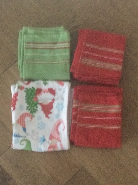 Never used dish towels - Picture 1 of 7